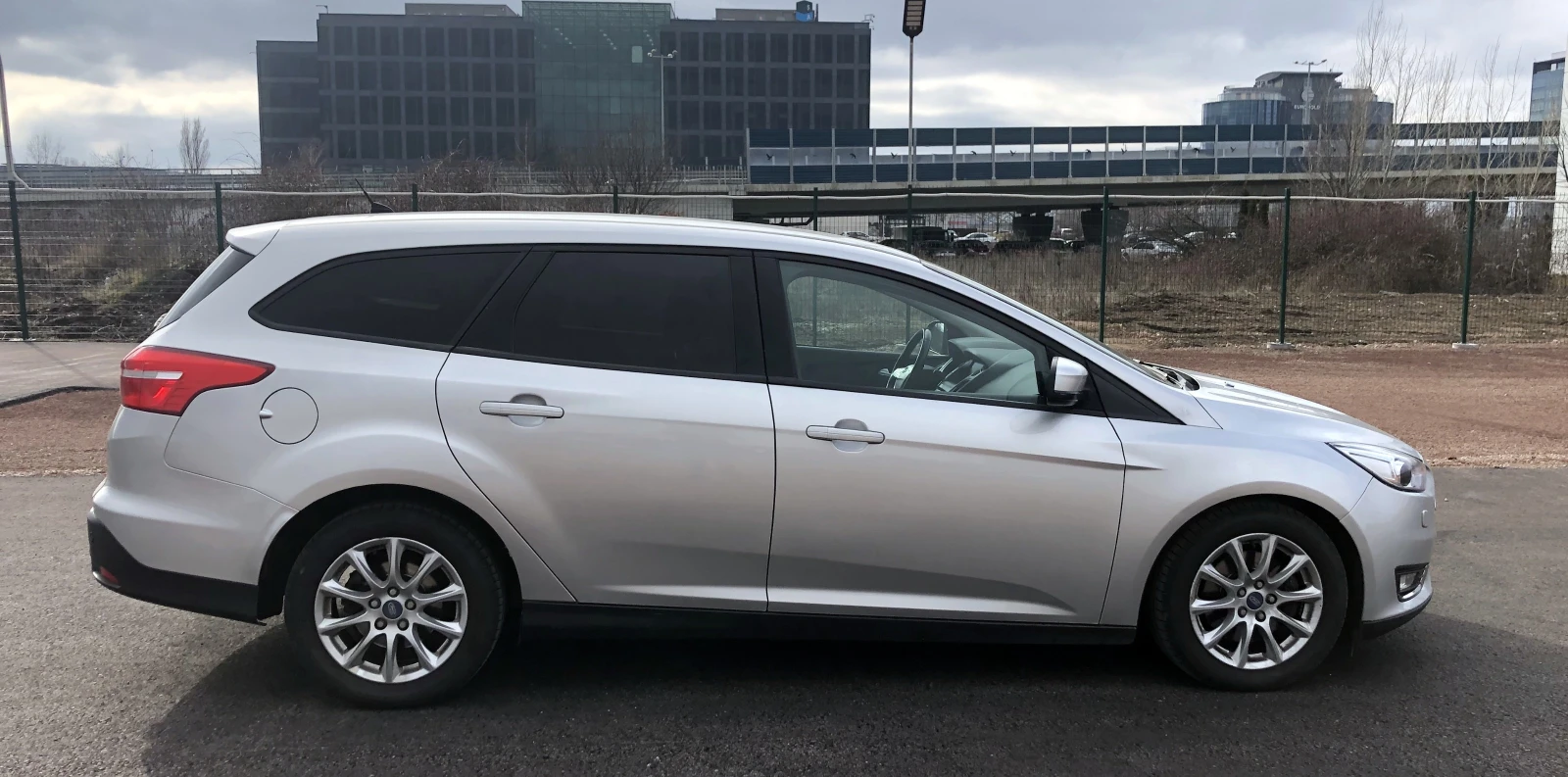 Ford Focus 2.0 Автиматик, снимка 6 - Автомобили и джипове - 53759997