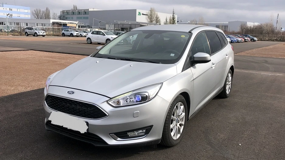 Ford Focus 2.0 Автиматик, снимка 9 - Автомобили и джипове - 53759997