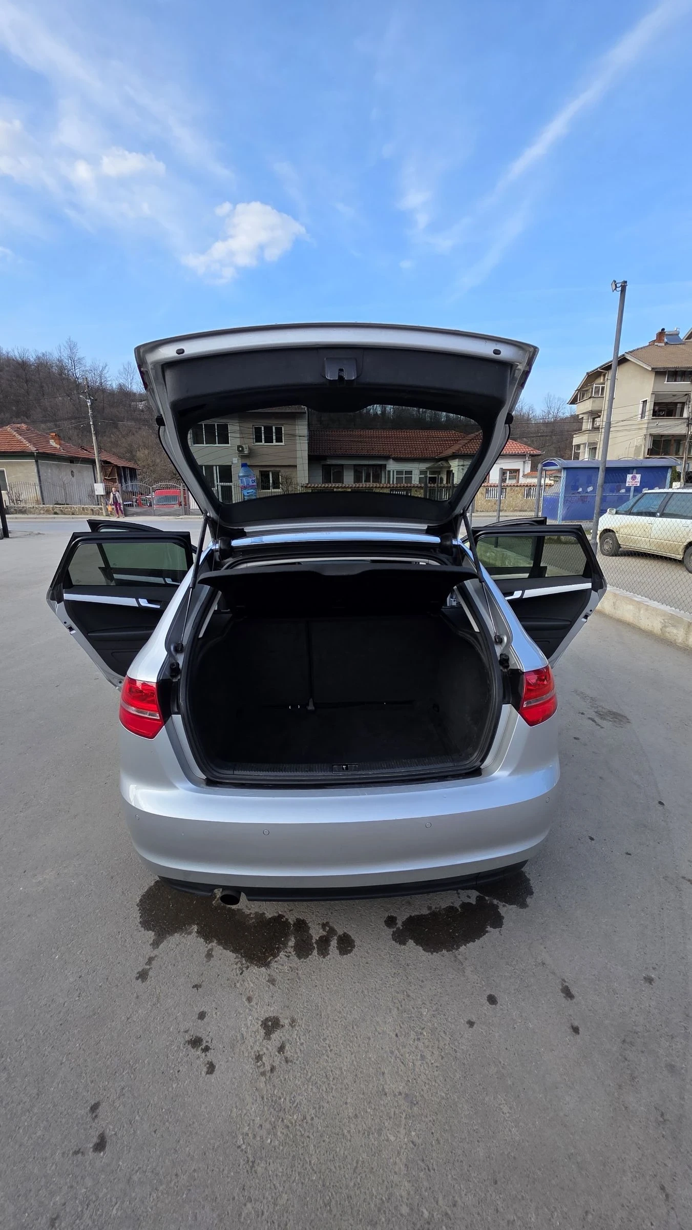 Audi A3 2.0 TDI Facelift, снимка 13 - Автомобили и джипове - 53878627