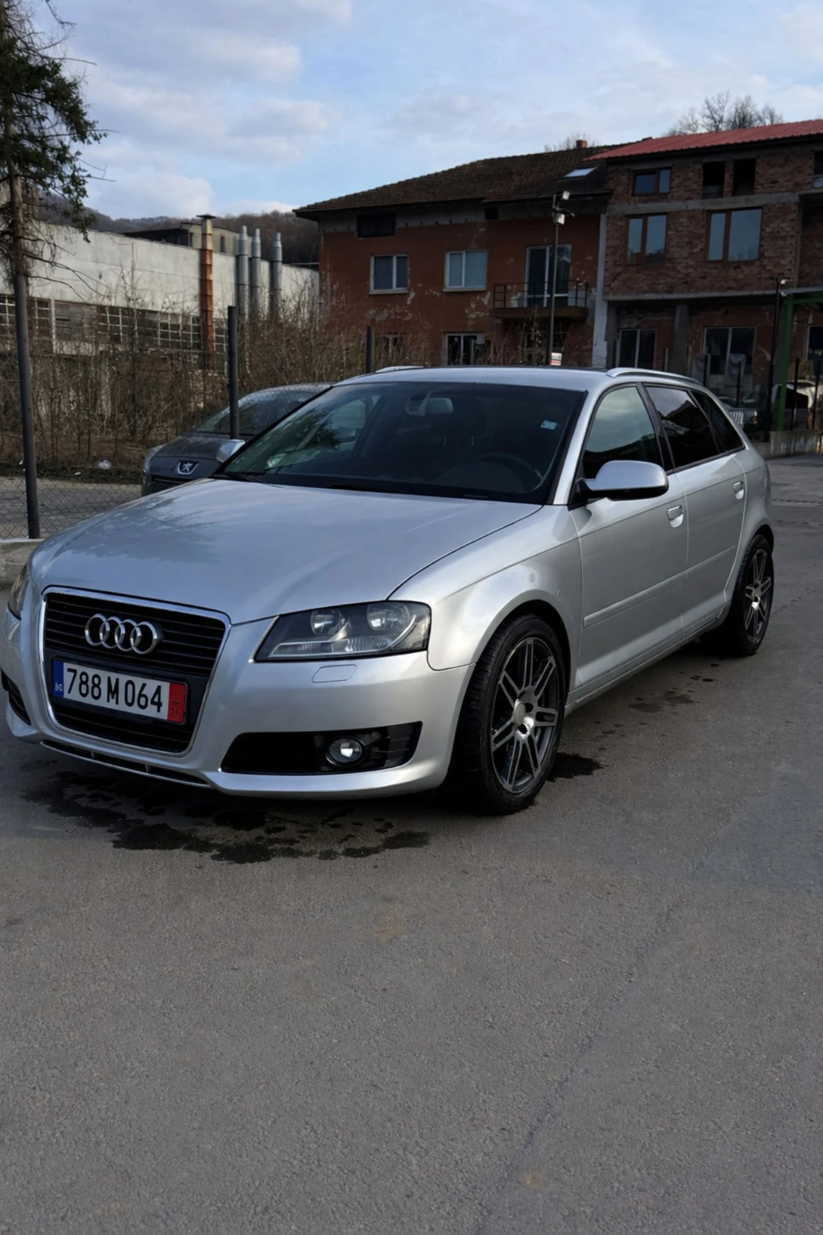 Audi A3 2.0 TDI Facelift, снимка 14 - Автомобили и джипове - 53878627