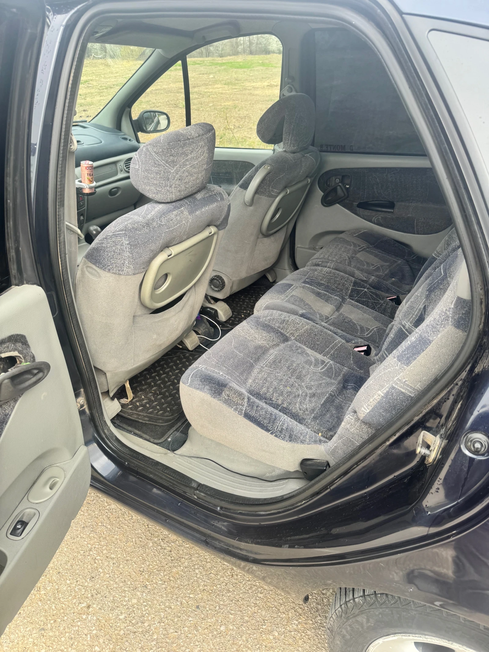 Renault Scenic, снимка 5 - Автомобили и джипове - 54181725