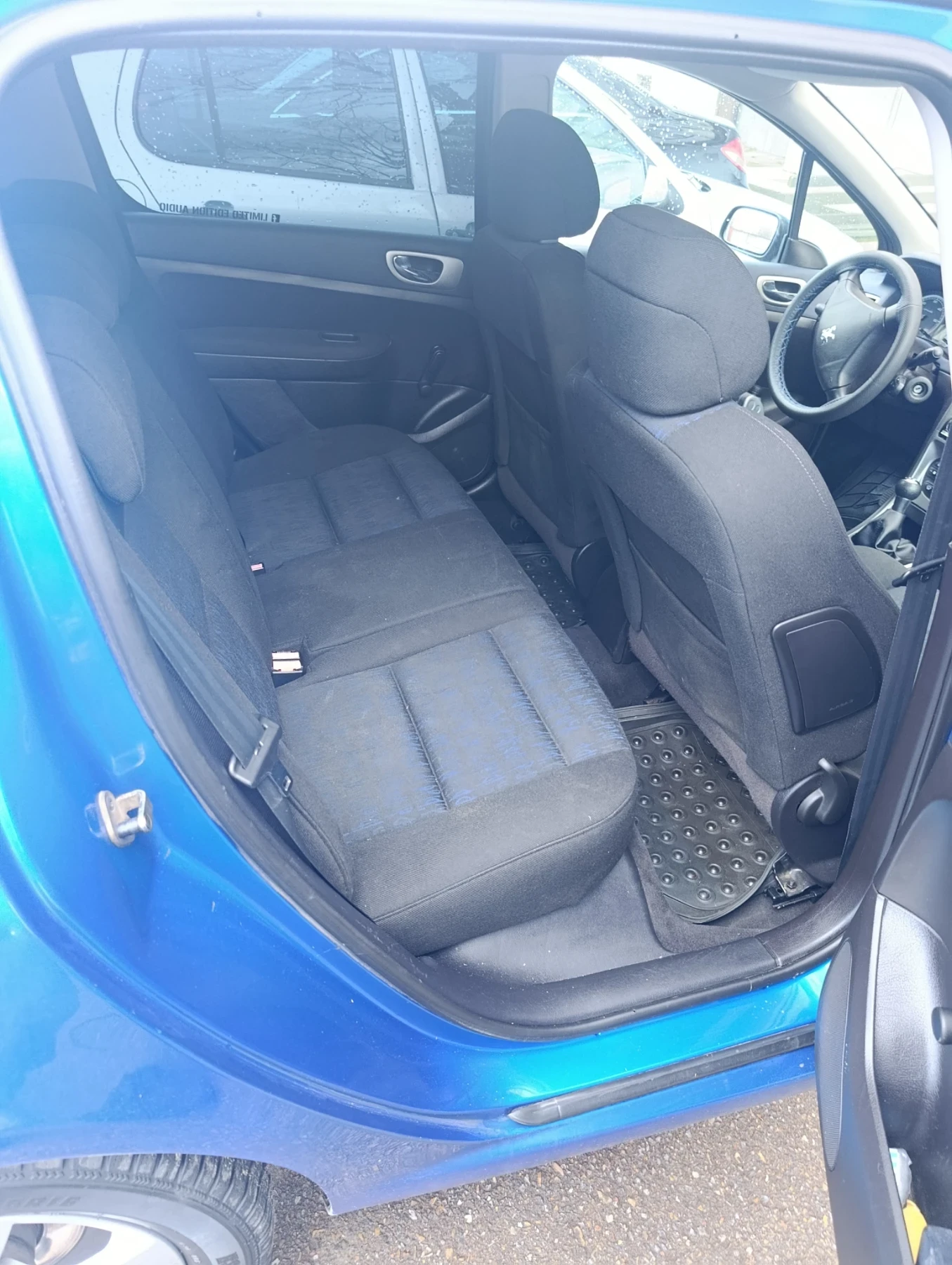 Peugeot 307, снимка 4 - Автомобили и джипове - 54371219