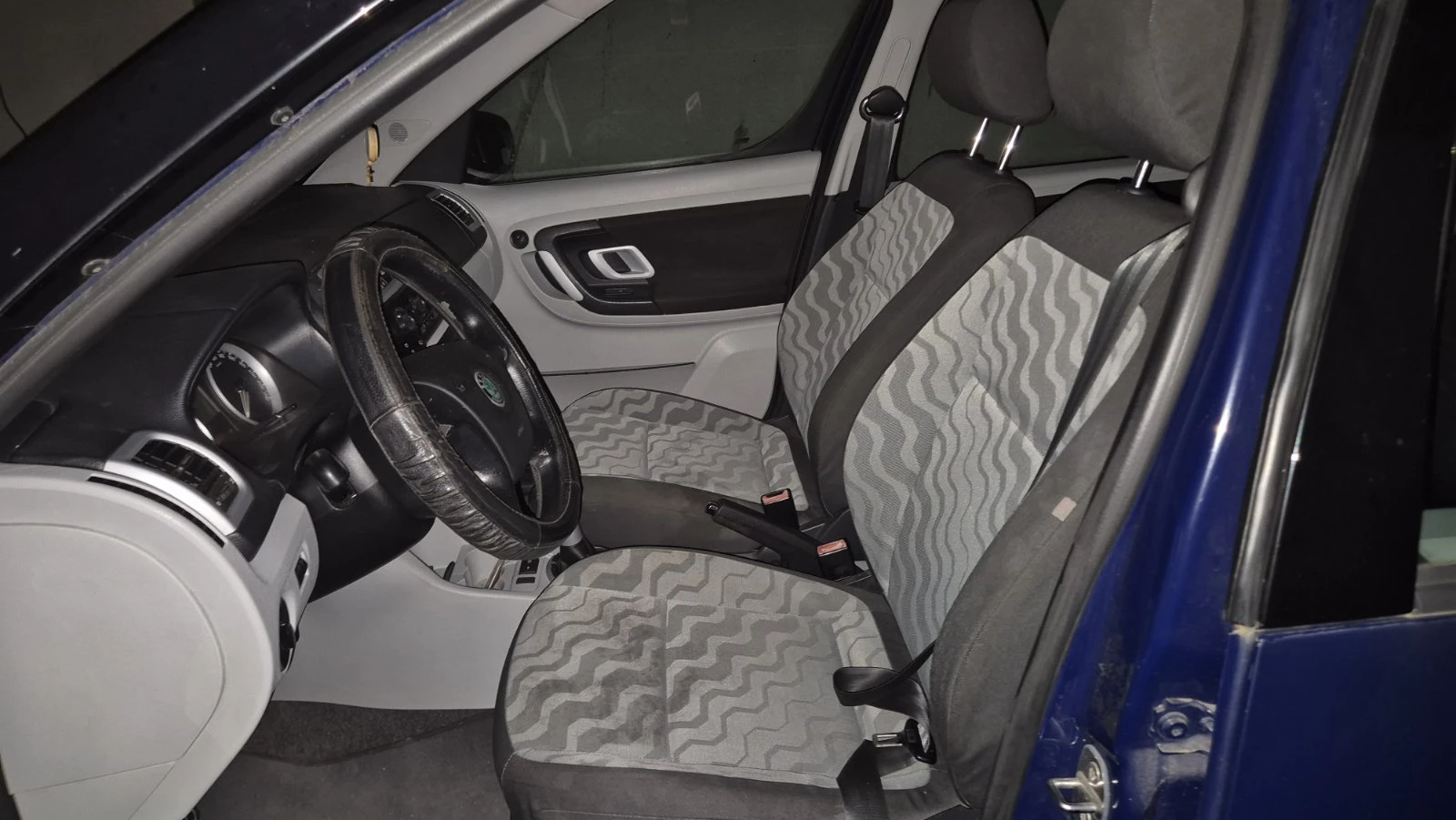 Skoda Roomster, снимка 6 - Автомобили и джипове - 54688844