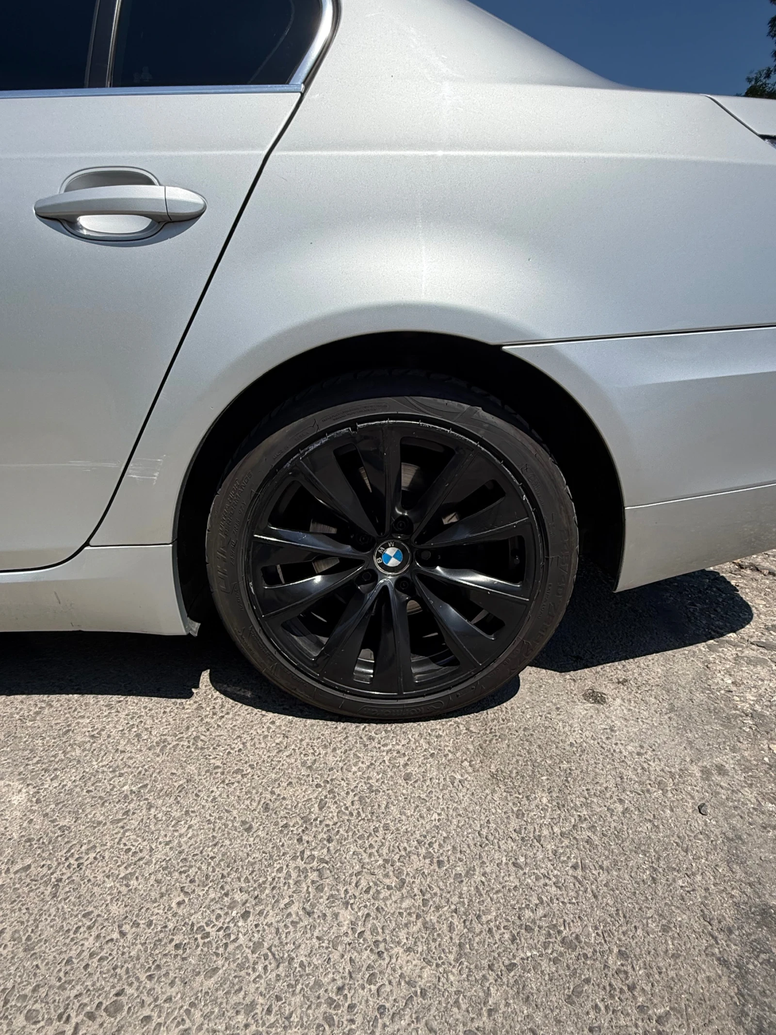 BMW 530, снимка 12 - Автомобили и джипове - 54987910
