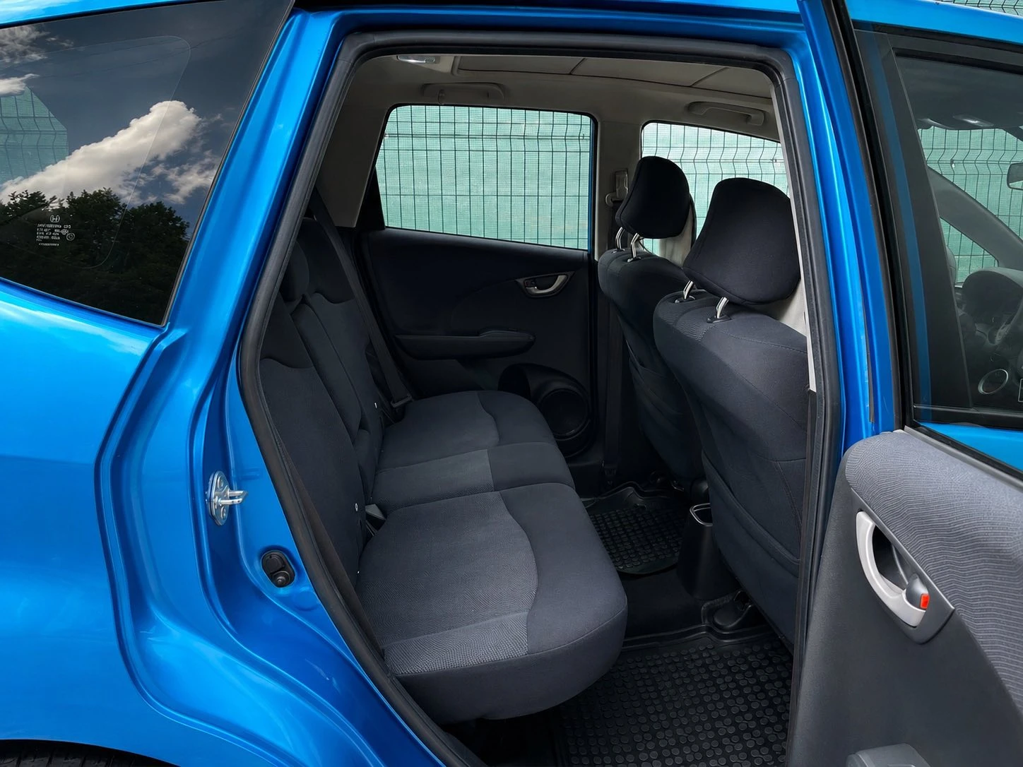 Honda Jazz 1.4 (100 кс), снимка 13 - Автомобили и джипове - 55260037