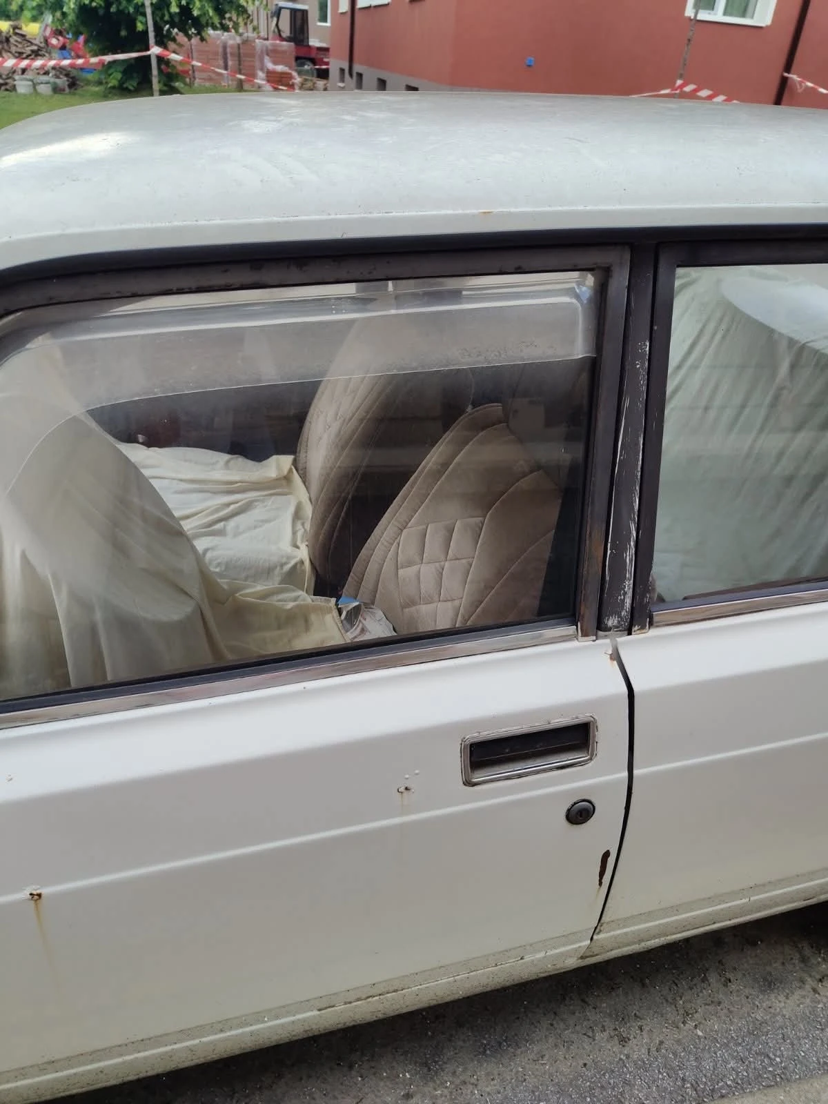 Lada 2105, снимка 7 - Автомобили и джипове - 55439280