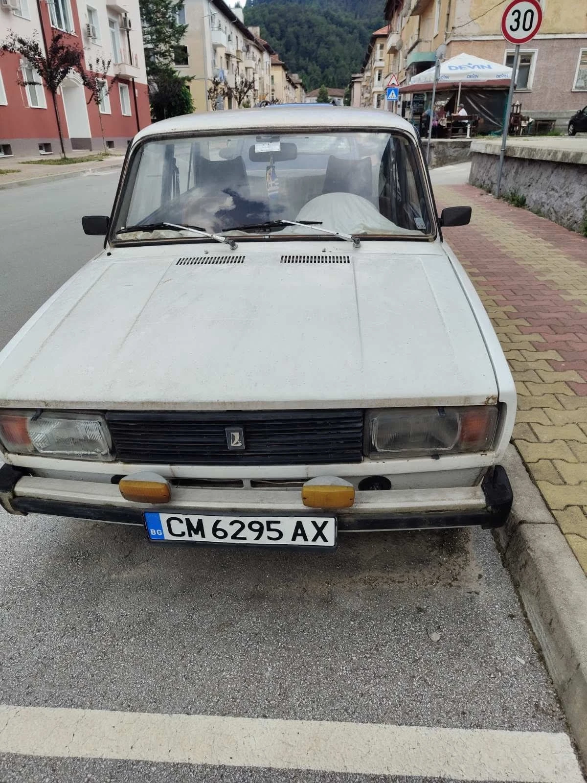 Lada 2105