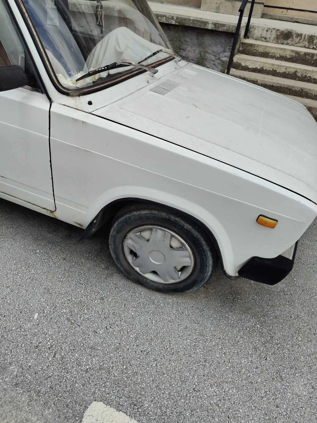 Lada 2105, снимка 5 - Автомобили и джипове - 55439280