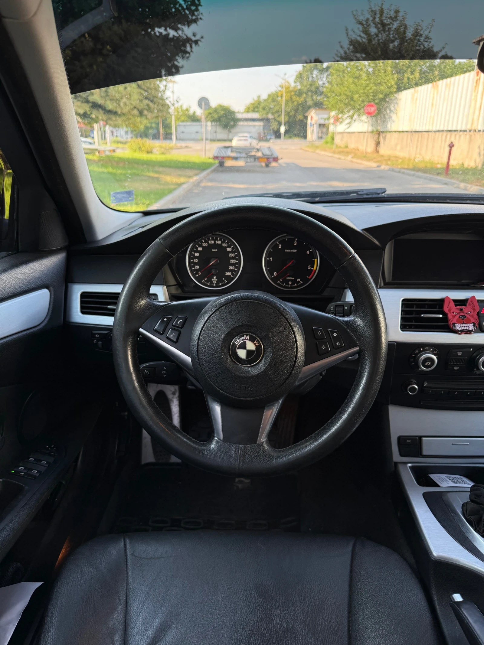 BMW 525, снимка 7 - Автомобили и джипове - 55591320
