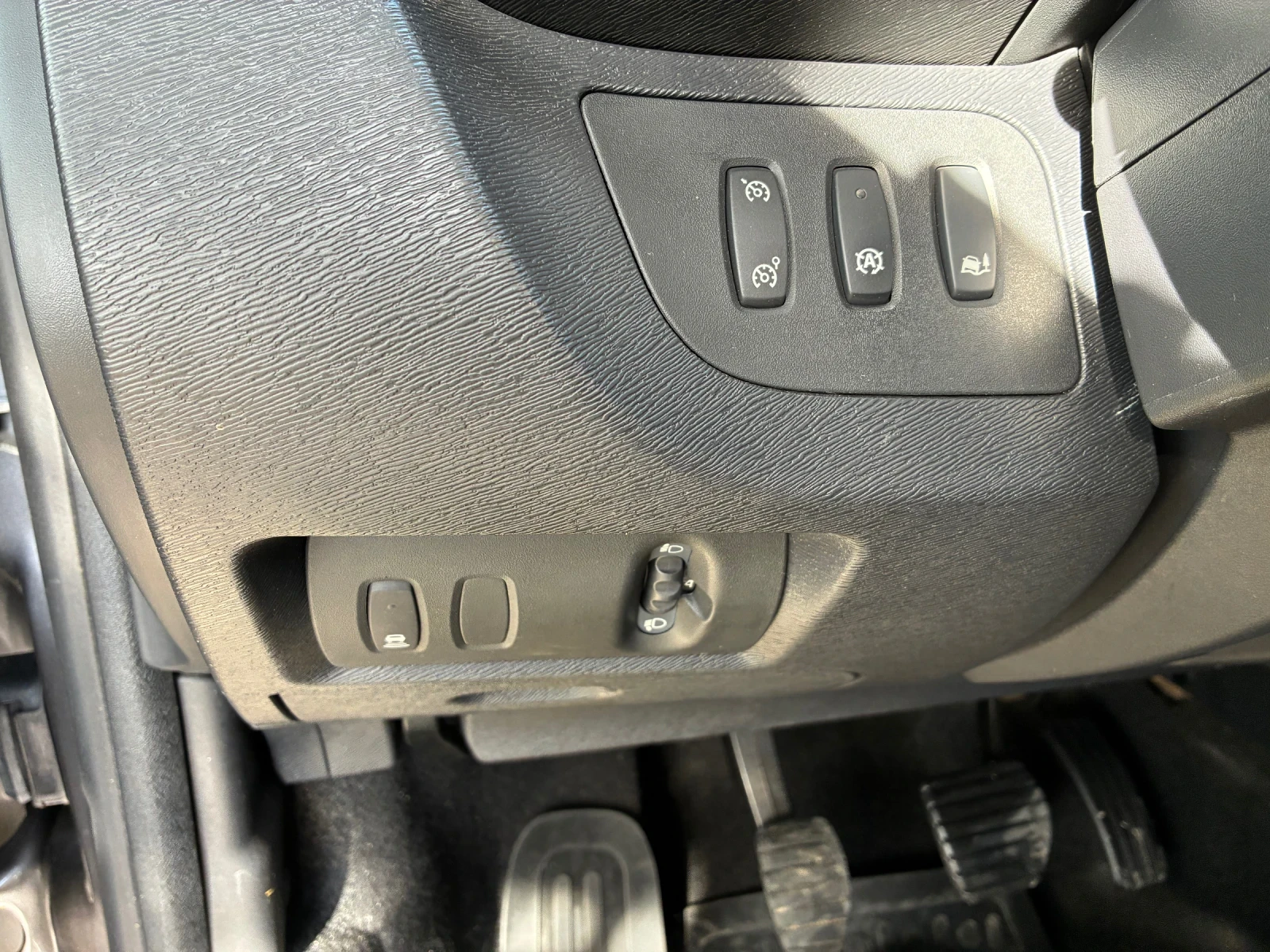 Renault Kangoo 4+ 1  110кс, снимка 11 - Автомобили и джипове - 56163925