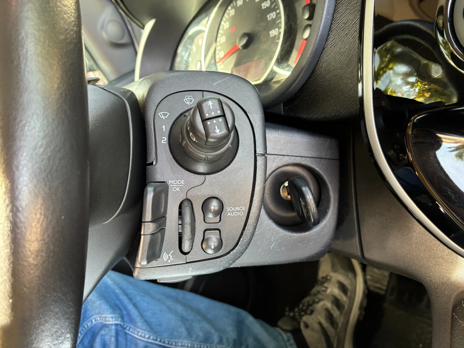Renault Kangoo 4+ 1  110кс, снимка 13 - Автомобили и джипове - 56163925