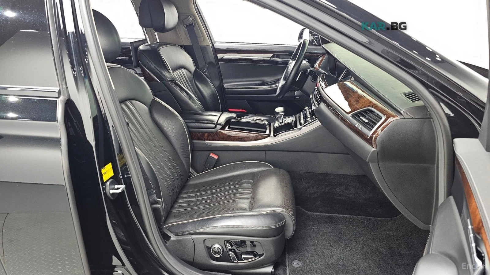 Genesis G90 EQ900* 5.0* AWD* LIMO* PRESTIGE* FULL* TV* 360* HU, снимка 11 - Автомобили и джипове - 55846539