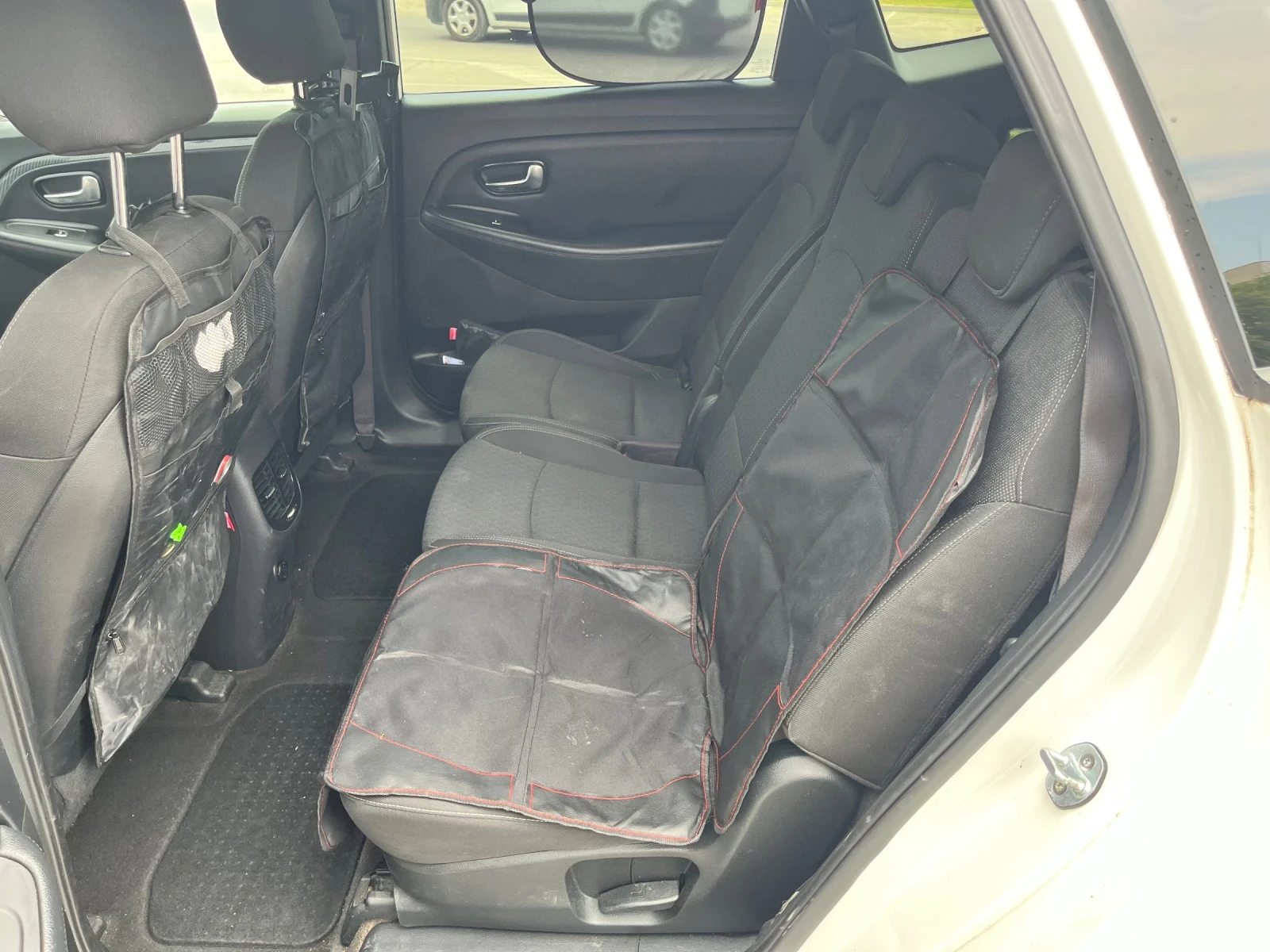 Kia Carens 1.7 CRDi 141 �.�. / 7DCT / 7 ����� / Facelift / �� | Mobile.bg � ����������� 12