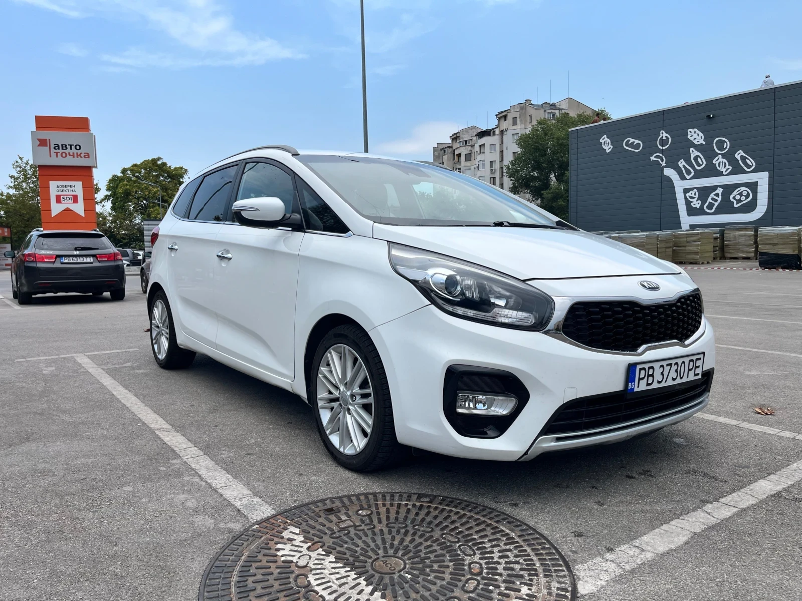 Kia Carens 1.7 CRDi 141 �.�. / 7DCT / 7 ����� / Facelift / �� | Mobile.bg � ����������� 2