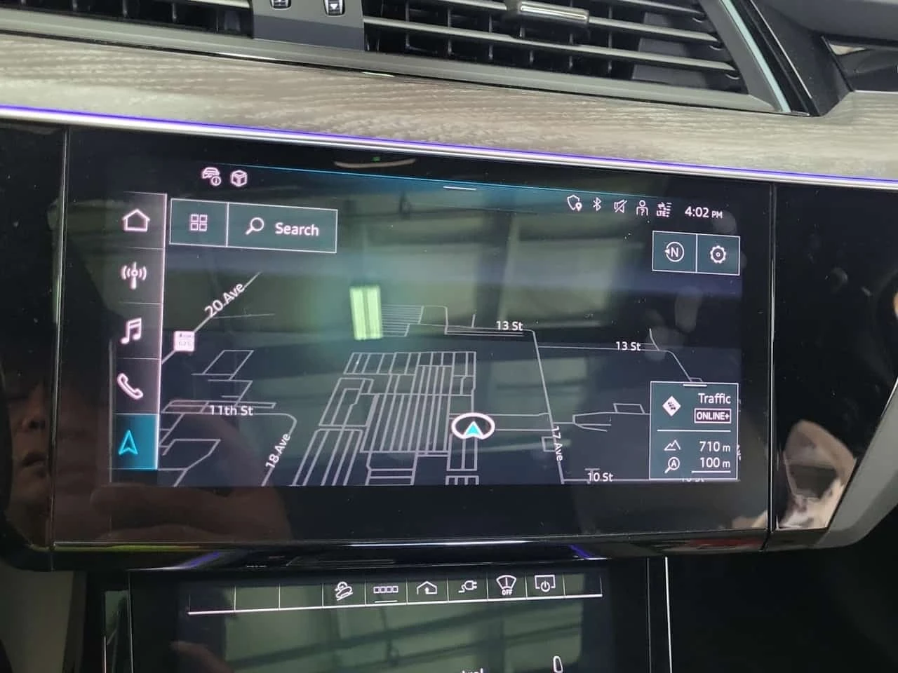 Audi E-Tron * TECHNIK * CARFAX * ПАНОРАМА * , снимка 12 - Автомобили и джипове - 56374195