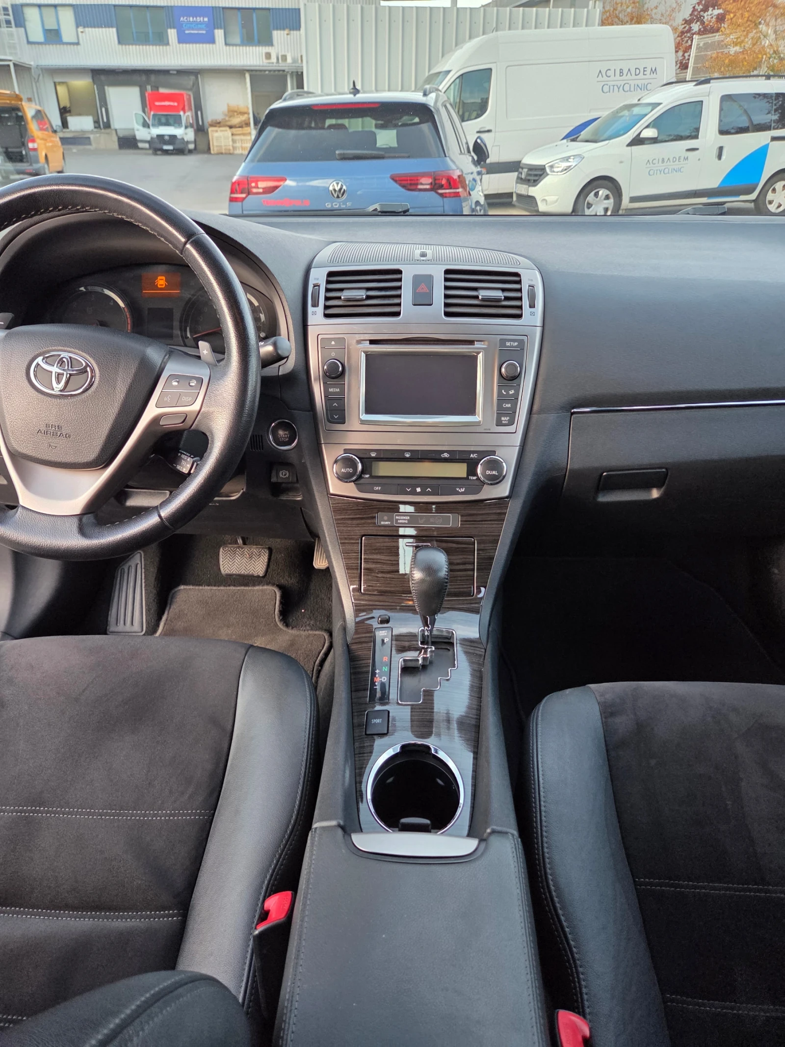 Toyota Avensis, снимка 8 - Автомобили и джипове - 56584331