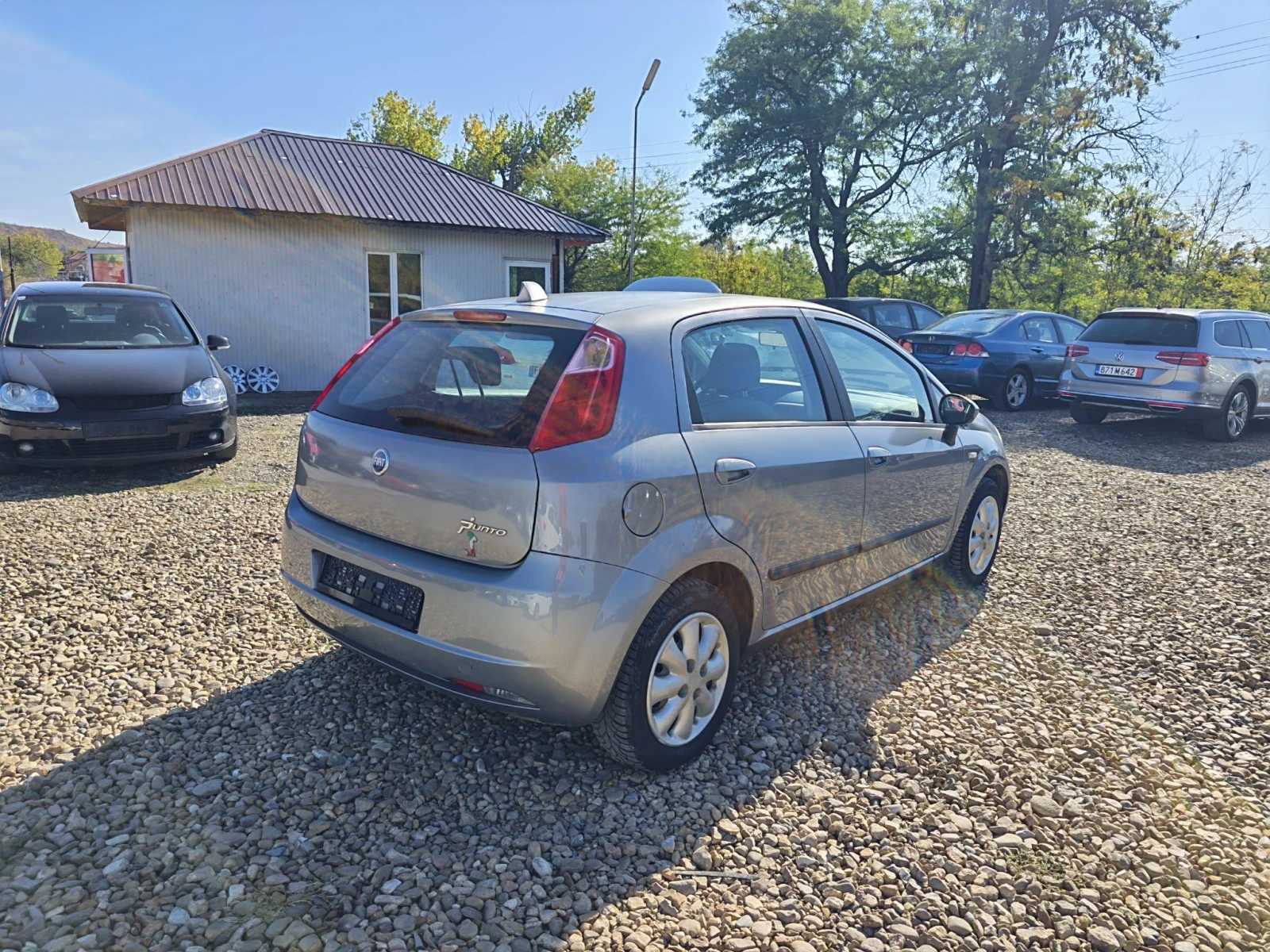 Fiat Punto 1.3i klima, снимка 4 - Автомобили и джипове - 56648185