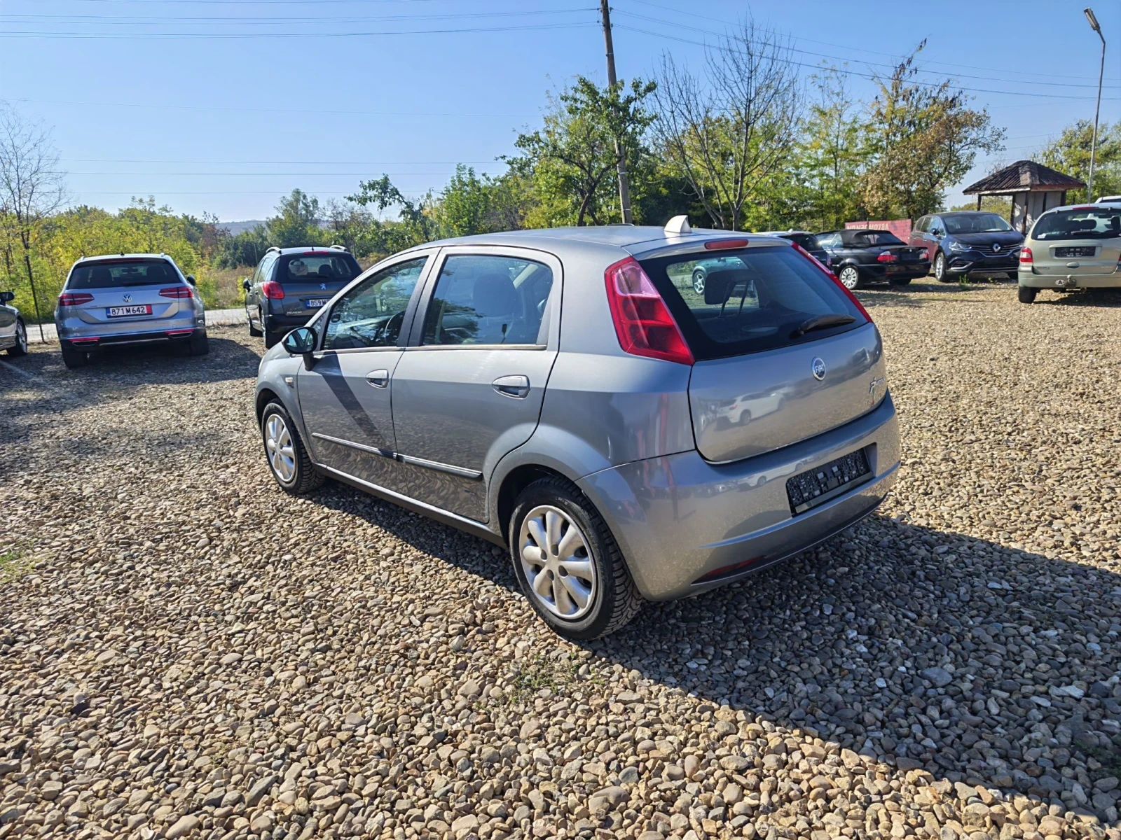 Fiat Punto 1.3i klima, снимка 5 - Автомобили и джипове - 56648185