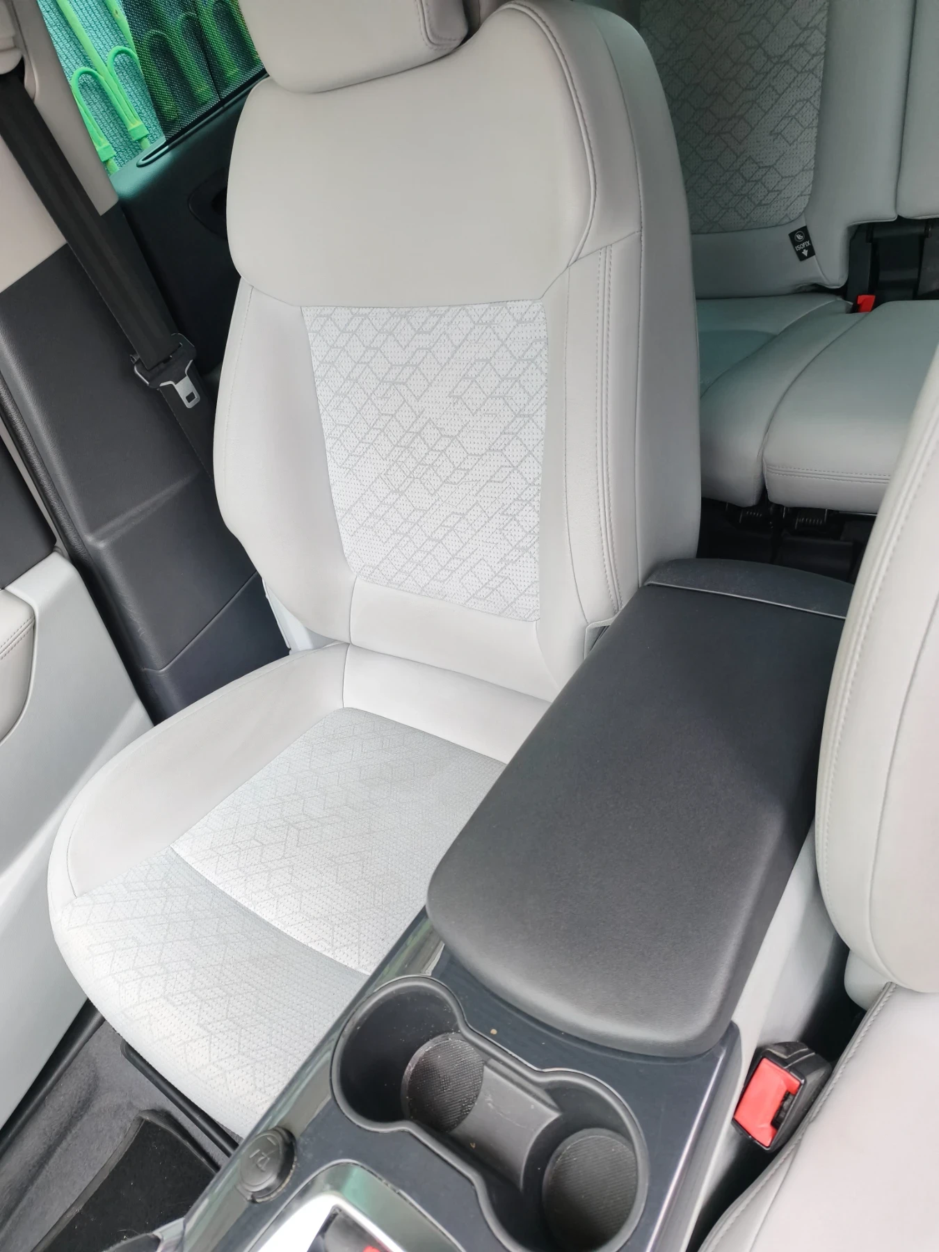 Peugeot 3008 1.6 HDI , снимка 5 - Автомобили и джипове - 56661507