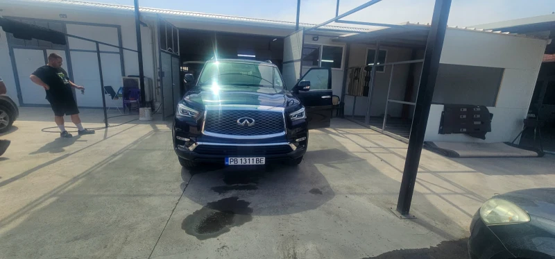 Infiniti QX80 5.6 V8, снимка 1 - Автомобили и джипове - 48732261