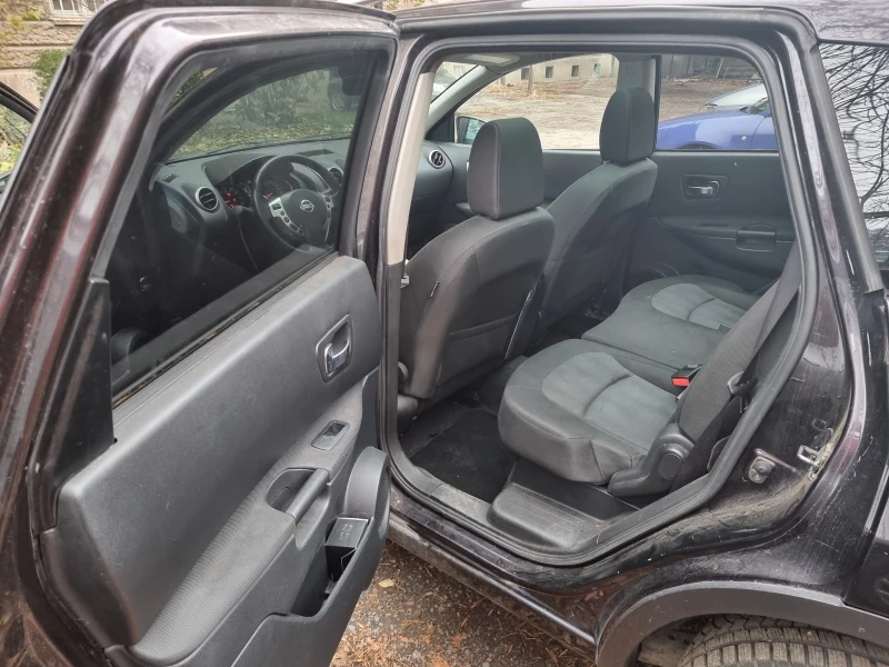 Nissan Qashqai плюс 2, снимка 10 - Автомобили и джипове - 48312153