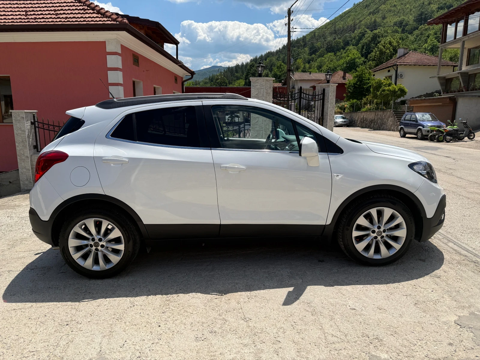 Opel Mokka Cosmo Всички екстри 129000км! - изображение 6