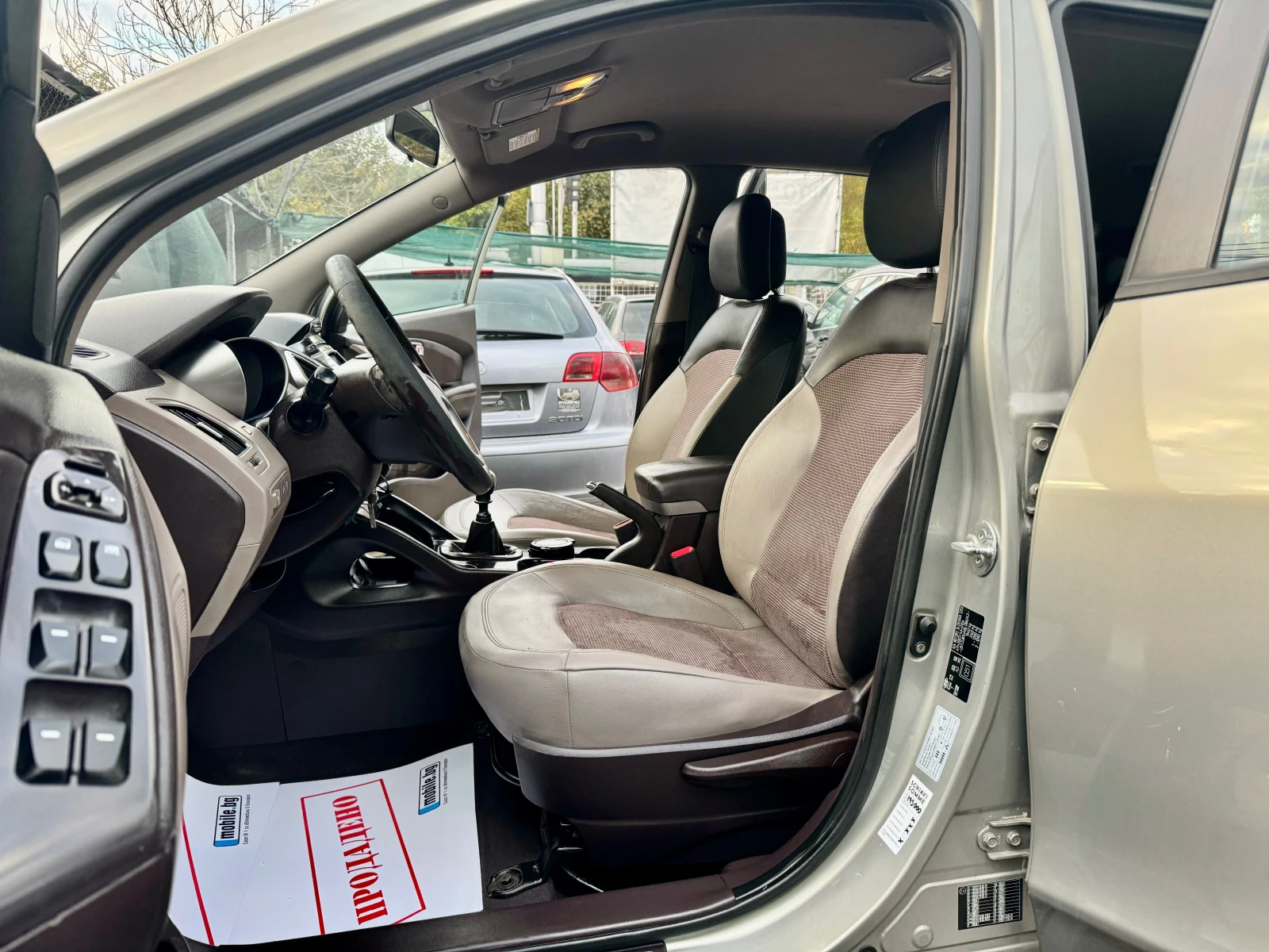 Hyundai IX35 2.0CRDI 136HP 6 SKOROSTI KOJA KLIMA FACE 2013G EU5 - изображение 9