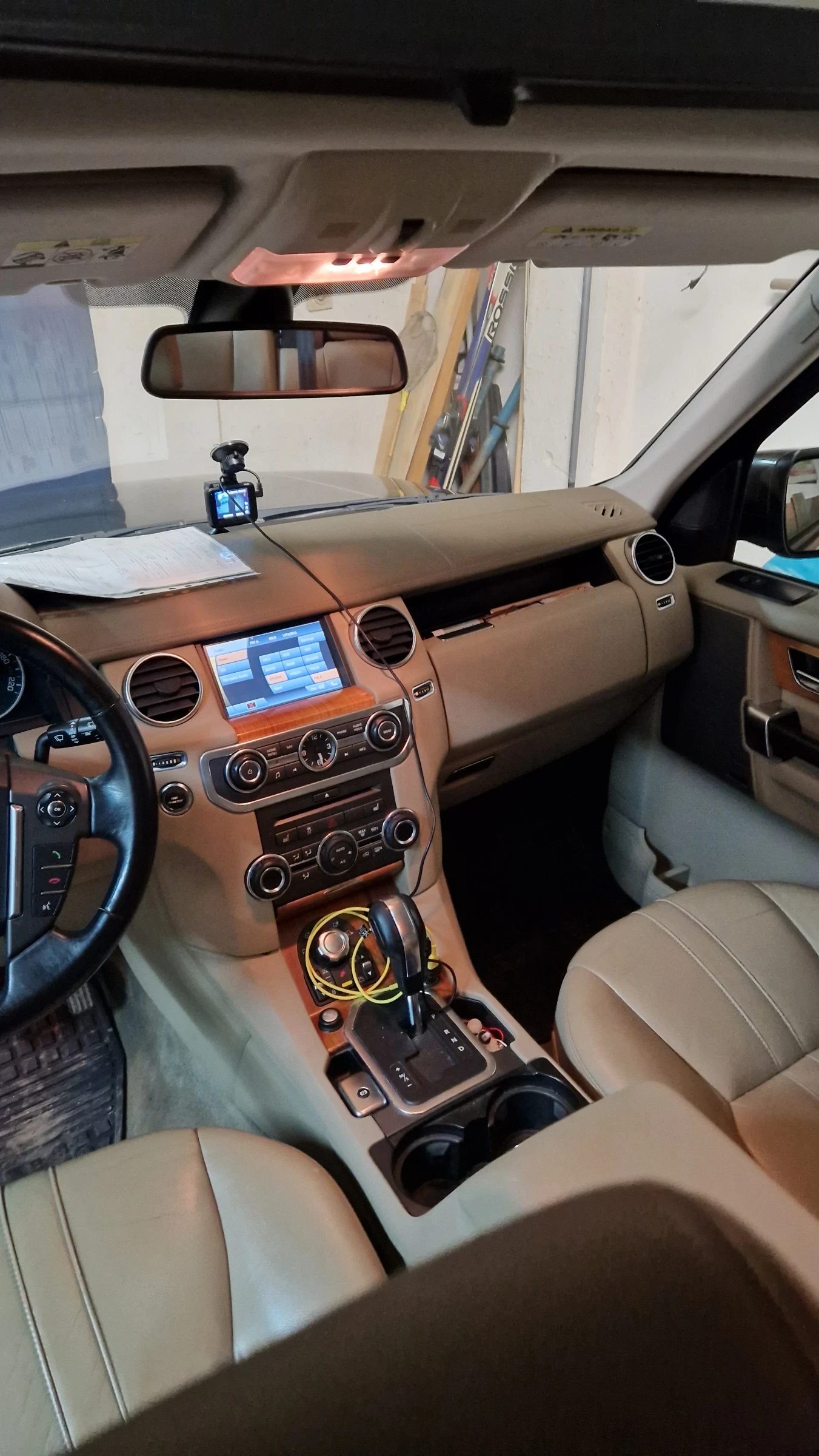 Land Rover Discovery 4 HSE 3 SDV6 - изображение 7