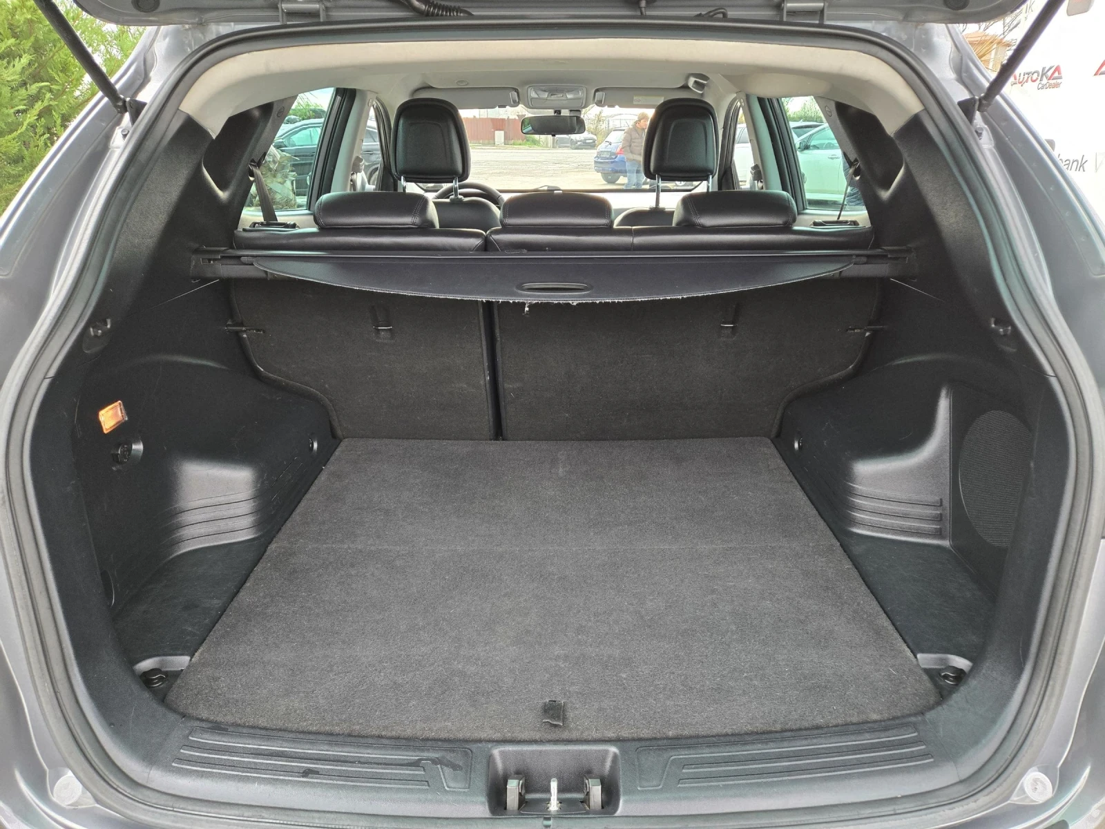 Hyundai IX35 2.0CRDI-184кс= АВТОМАТ= 4Х4= KEYLESS= ПОДГРЕВ= FUL - изображение 10