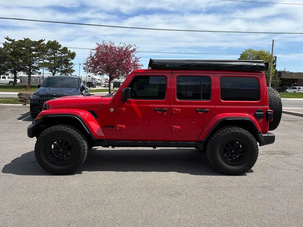 Jeep Wrangler * Sahara * CARFAX * ПОДГРЕВИ * KEYLESS * , снимка 2 - Автомобили и джипове - 54680355