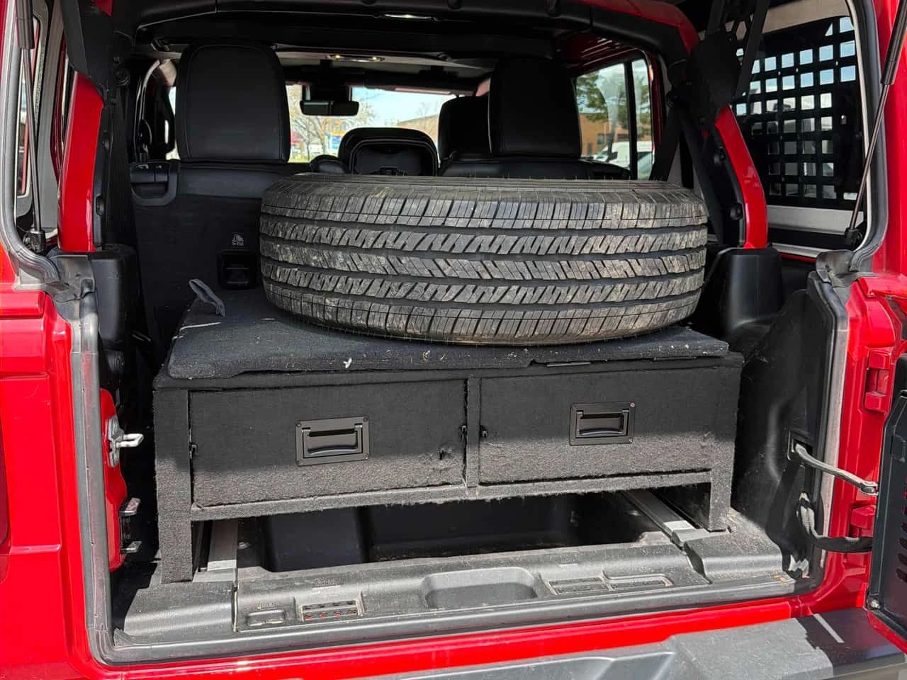 Jeep Wrangler * Sahara * CARFAX * ПОДГРЕВИ * KEYLESS * , снимка 14 - Автомобили и джипове - 54680355