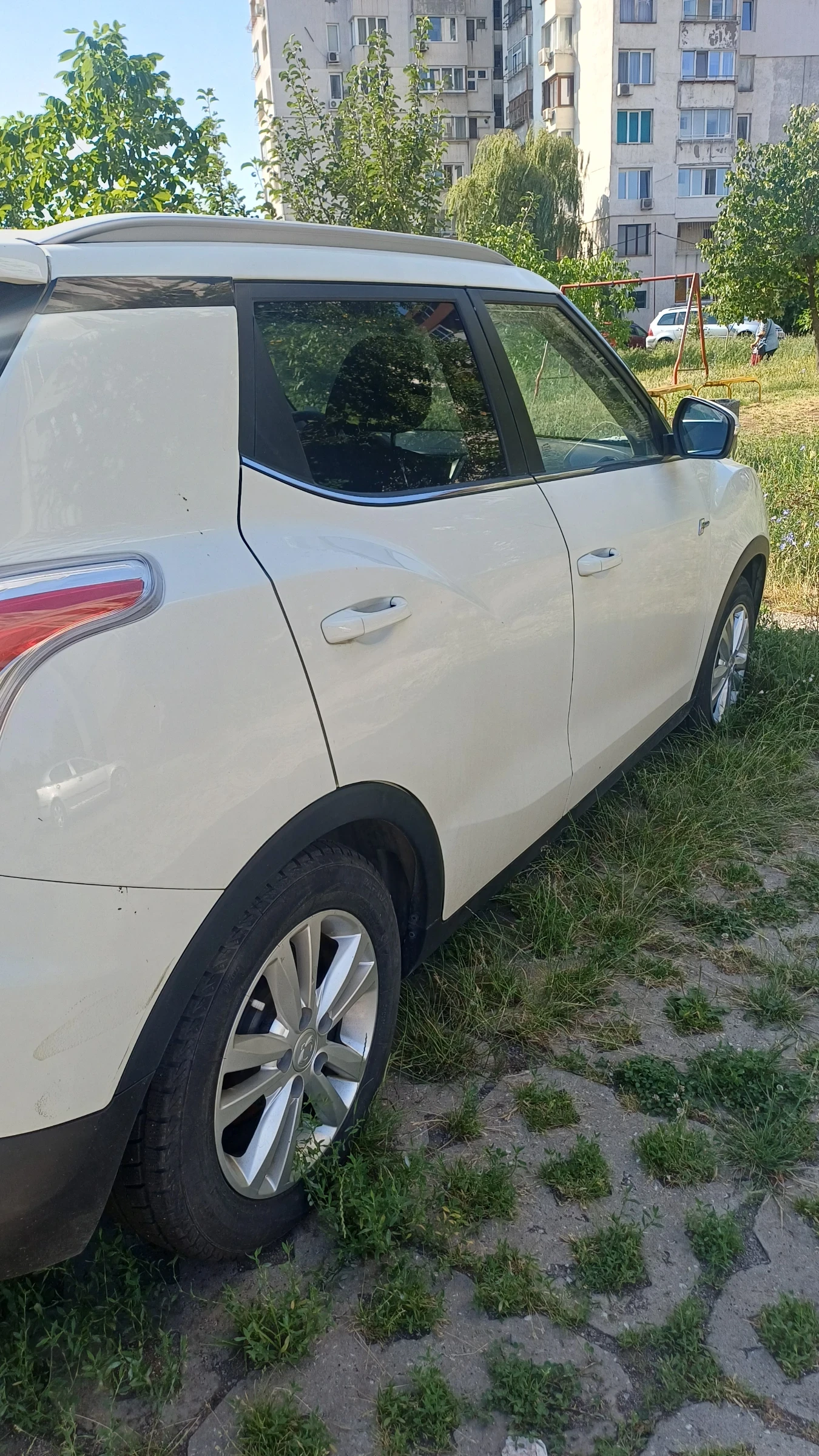 SsangYong Tivoli, снимка 7 - Автомобили и джипове - 55286959