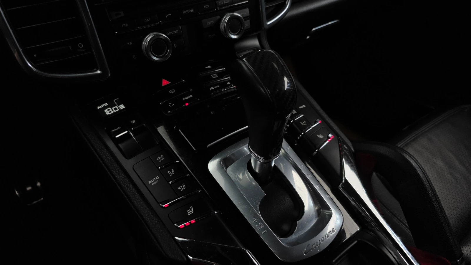 Porsche Cayenne 3.0 Diesel AWD, снимка 9 - Автомобили и джипове - 55466286