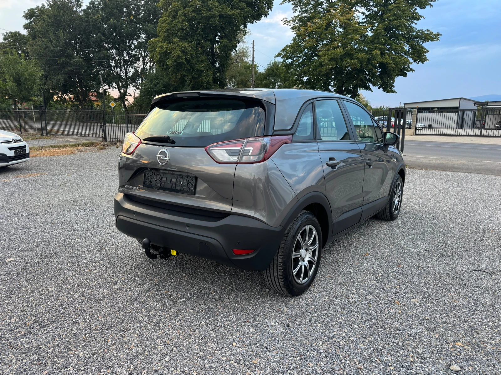 Opel Crossland X 1.2i Klima!! Camera!! EURO 6!! Italy!!, снимка 6 - Автомобили и джипове - 55606411