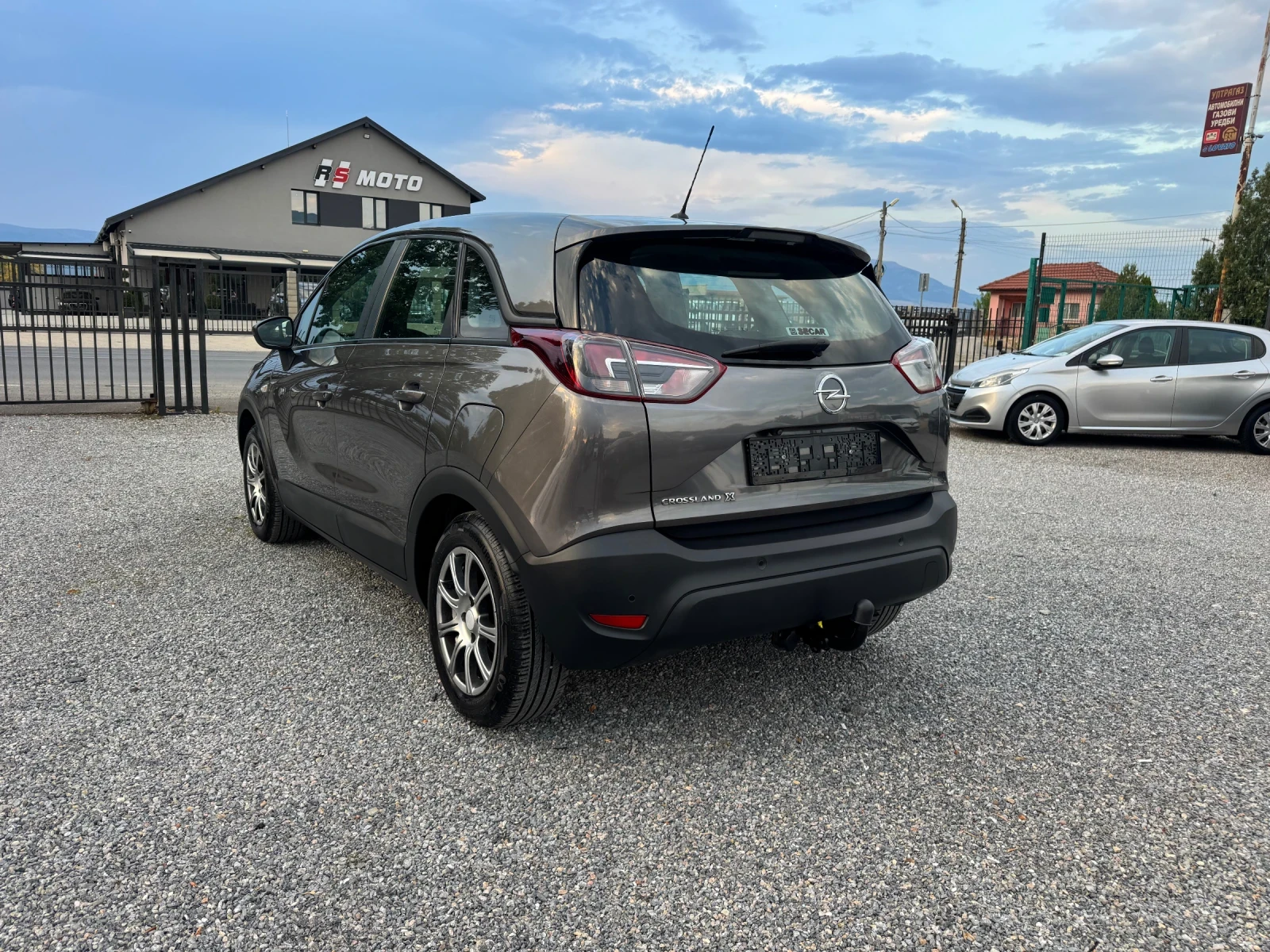 Opel Crossland X 1.2i Klima!! Camera!! EURO 6!! Italy!!, снимка 5 - Автомобили и джипове - 55606411