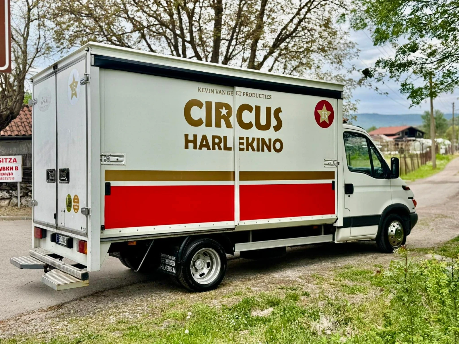 Iveco 35c13 Климатик * 6 скорости, снимка 3 - Бусове и автобуси - 54361953