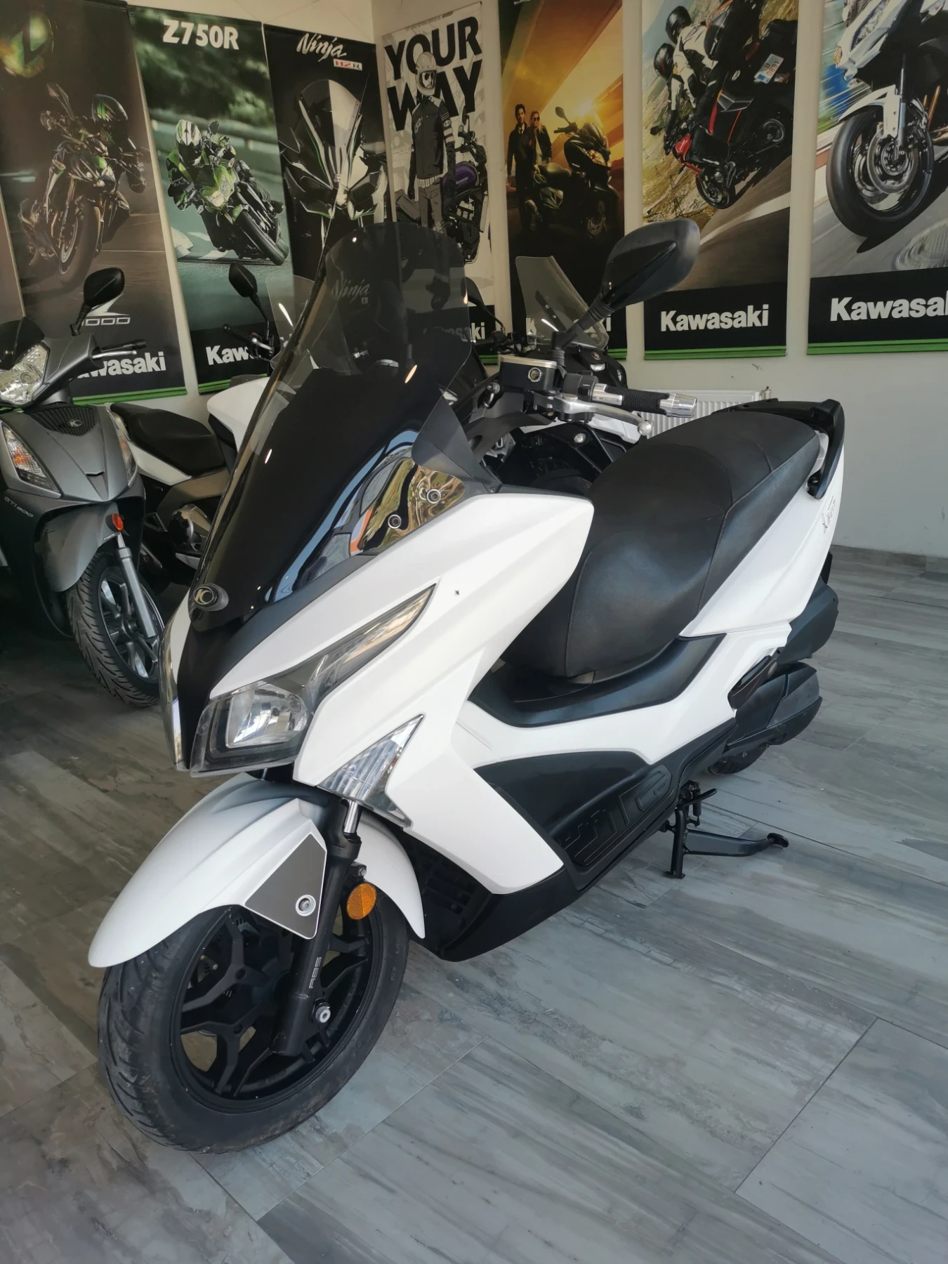Kymco Downtown X Tawn 300i ABS, снимка 5 - Мотоциклети и мототехника - 55554408