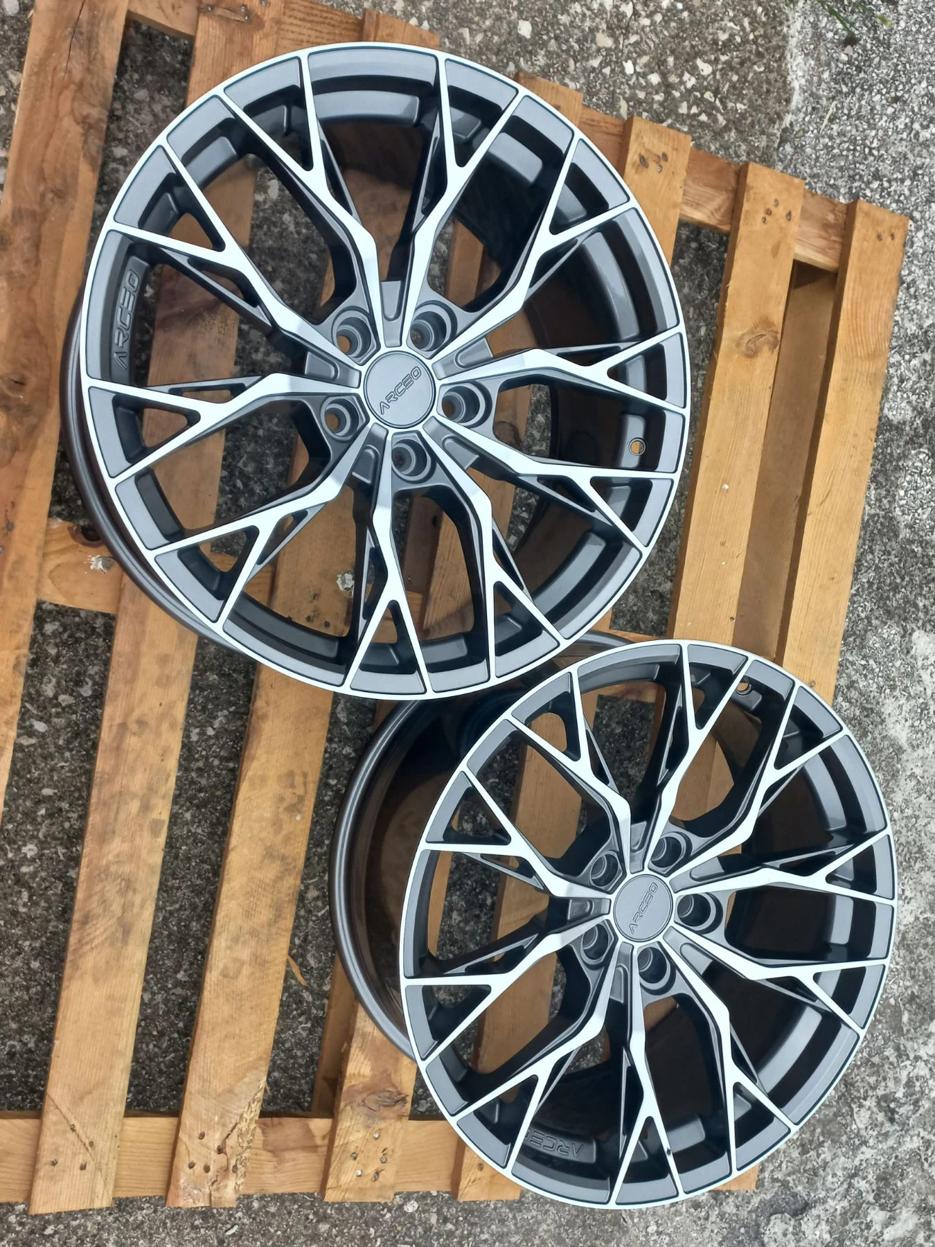 ������ �� Lexus | Mobile.bg � ����������� 7