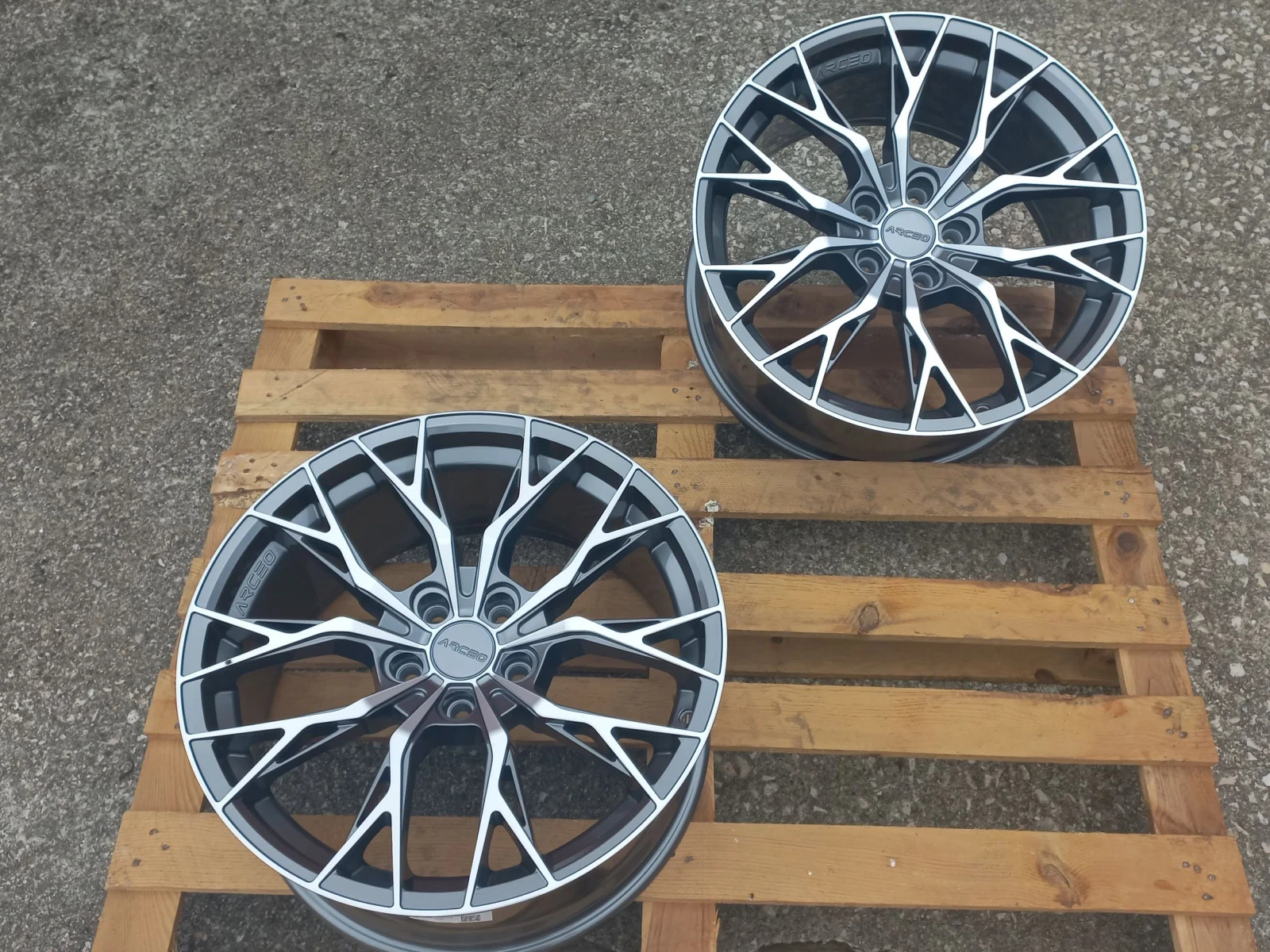 ������ �� Lexus | Mobile.bg � ����������� 6