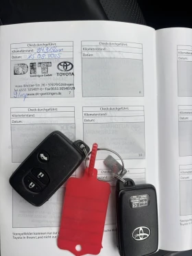 Toyota Avensis 1.8i EURO5 КОЖА-АЛКАНТАРА, снимка 16