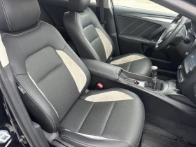 Toyota Avensis 1.8i EURO5 КОЖА-АЛКАНТАРА, снимка 11