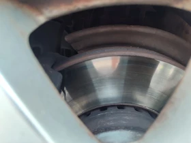 Toyota Avensis 1.8 LPG, снимка 6