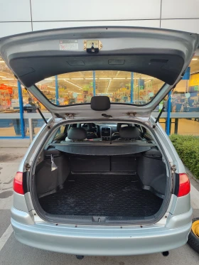 Toyota Avensis 1.8 LPG, снимка 10