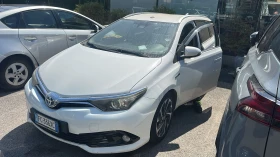 Toyota Auris 1.8HYBRID, снимка 1