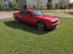 ����� �� �������� �� Dodge Challenger 5.7 RT