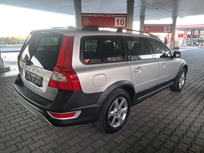 Volvo Xc70 2.4D D5 185ps.ITALIA, снимка 8 - Автомобили и джипове - 47460573