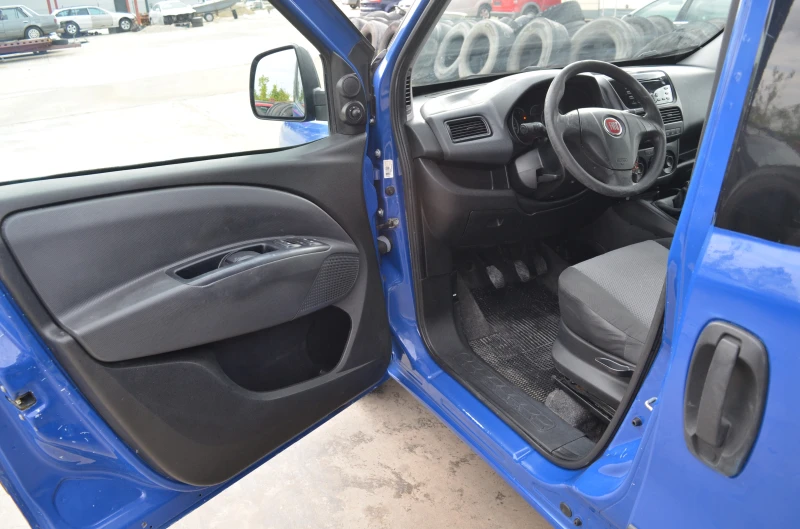 Fiat Doblo 1.3 Multijet, снимка 4 - Автомобили и джипове - 47627879