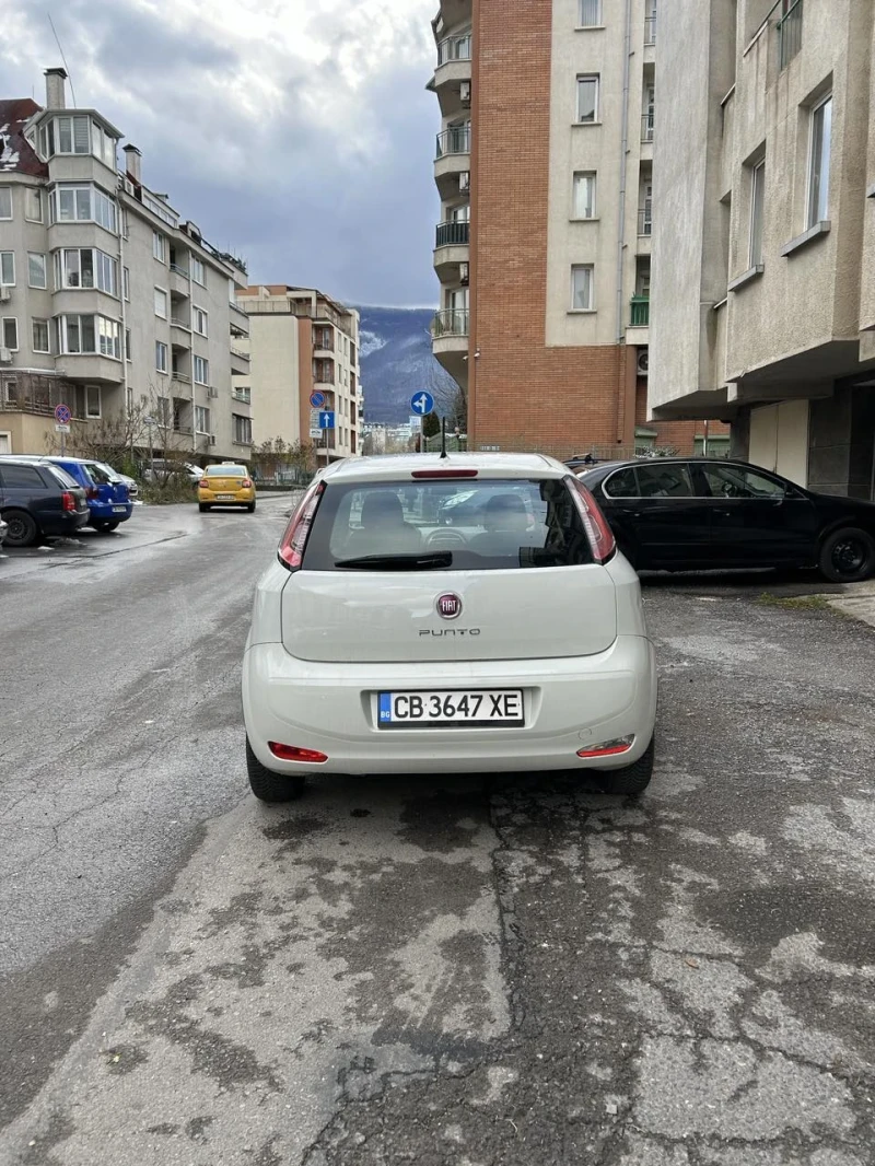 Fiat Punto 1.3, снимка 4 - Автомобили и джипове - 48105706