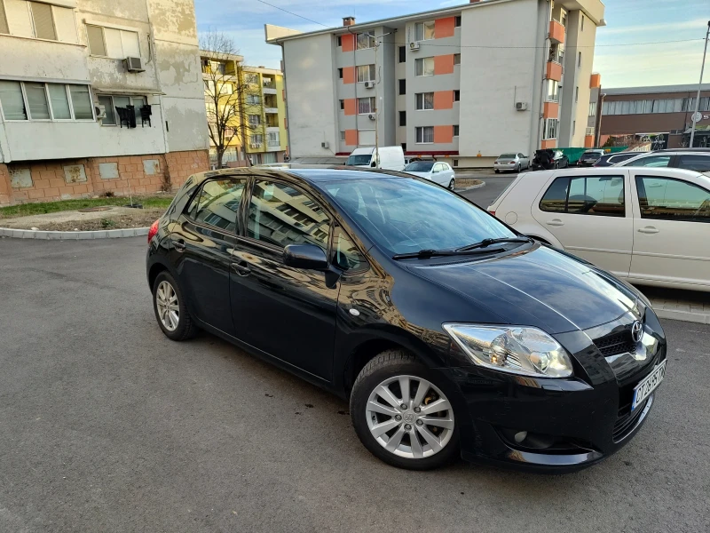 Toyota Auris Valve Matic, снимка 3 - Автомобили и джипове - 48538365