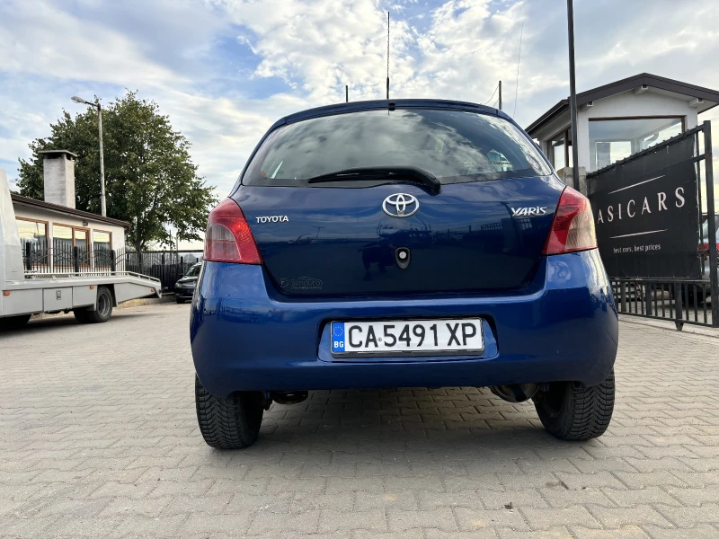 Toyota Yaris 1.0I EURO 4, снимка 4 - Автомобили и джипове - 48832621